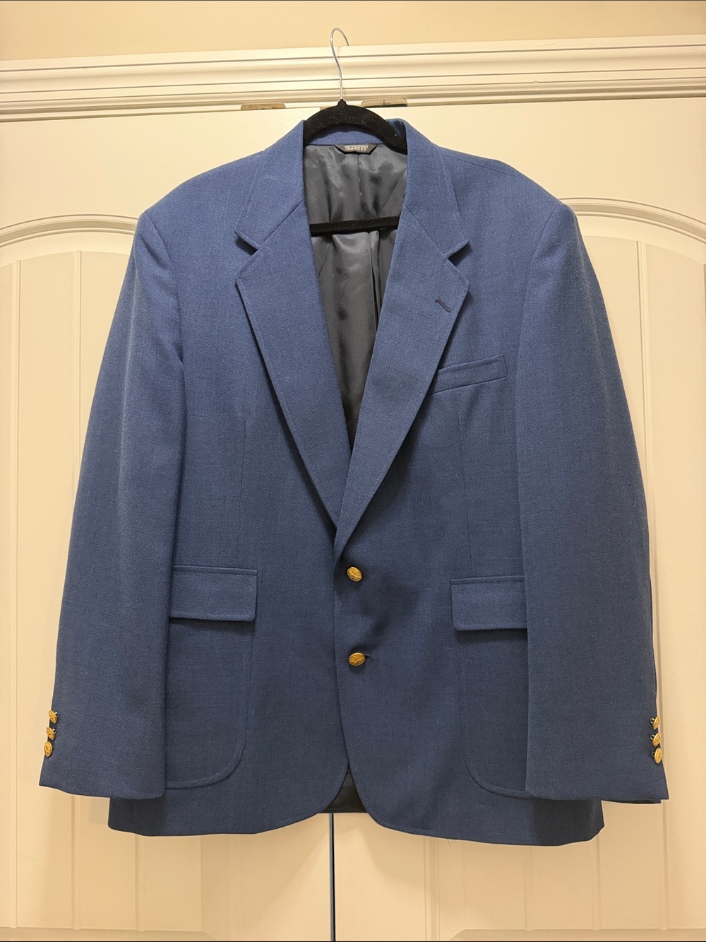 Classic Men's Blue Blazer with Gold Buttons 44R